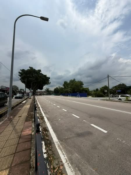 Shop for Sale in Taman Teratai (Kulai) - Yucong . - Exterior - PropertyGuru.com.my