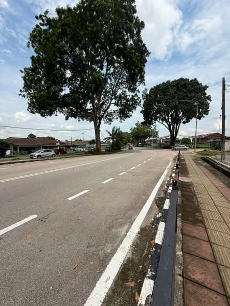 Shop for Sale in Taman Teratai (Kulai) - Yucong . - Exterior - PropertyGuru.com.my