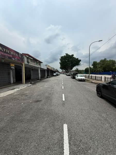 Shop for Sale in Taman Teratai (Kulai) - Yucong . - Exterior - PropertyGuru.com.my