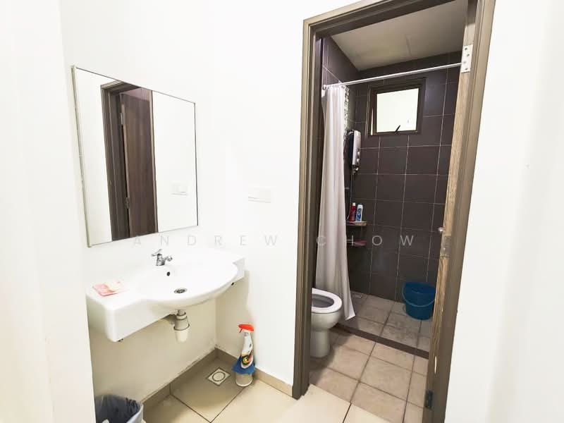 Condominium for Rent at Tree Sparina - Andrew Chow - Bathroom - PropertyGuru.com.my