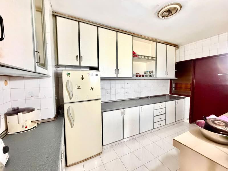 Kondominium untuk Dijual di Le Jardine Condominium - Ashraff Daniel - Kitchen - PropertyGuru.com.my
