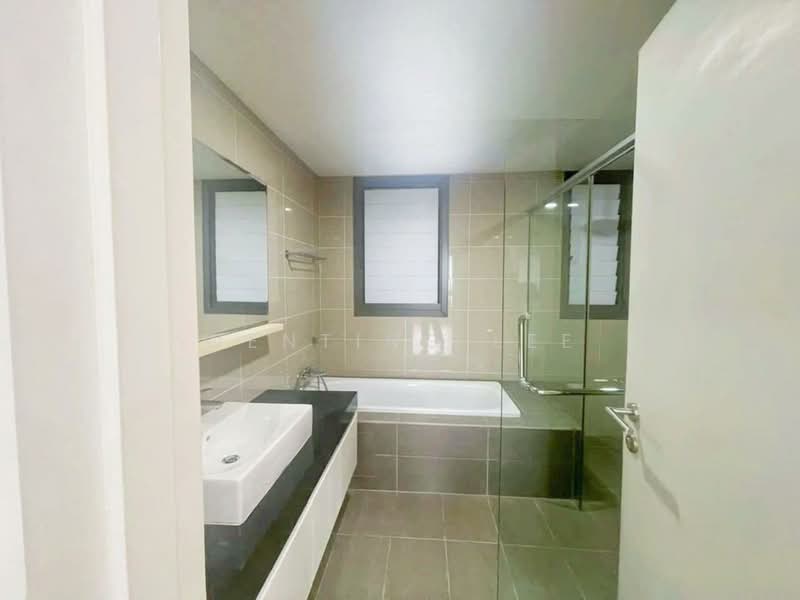 Kondominium untuk Dijual di Iskandar Residences - Wenting Lee - Bathroom - PropertyGuru.com.my