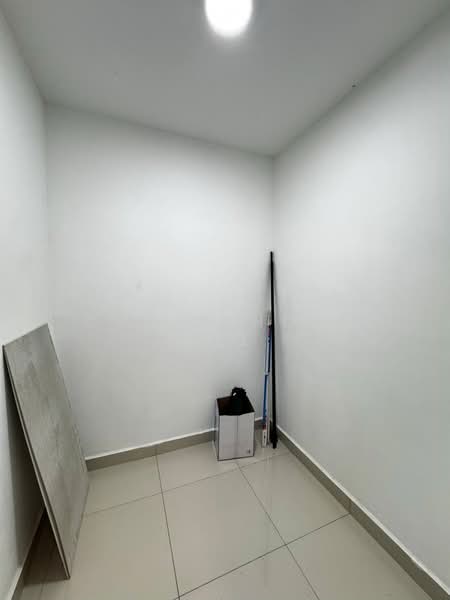 Servis Apartment untuk Dijual di Larkin Heights - Chuan Hong Kee - Interior - PropertyGuru.com.my