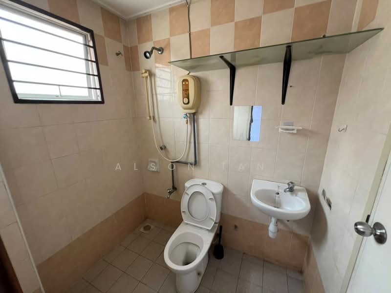 Rumah Teres 2 Tingkat untuk Dijual di Setia Alam (Selangor) - Alson Tan - Bathroom - PropertyGuru.com.my