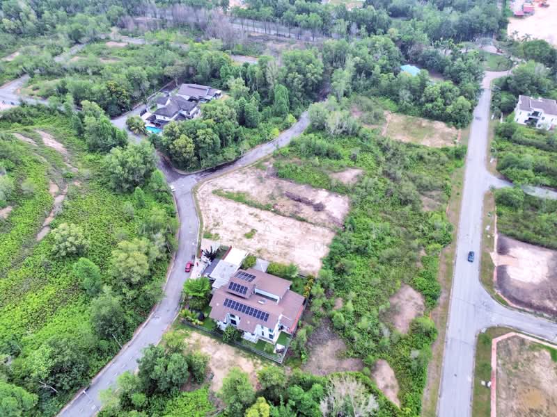 Residential Land for Sale in Bandar Bukit Mahkota (Bangi) - Herman Sazwan Nor Rahim - Drone - PropertyGuru.com.my