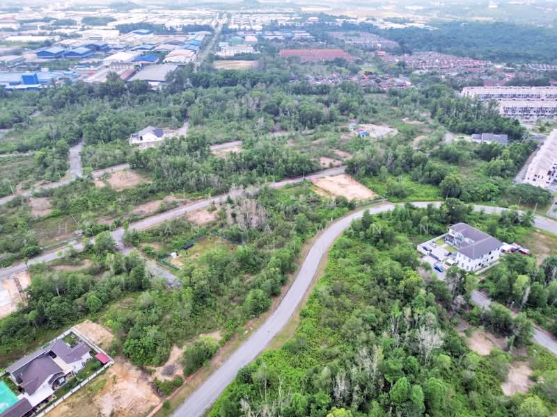 Residential Land for Sale in Bandar Bukit Mahkota (Bangi) - Herman Sazwan Nor Rahim - Drone - PropertyGuru.com.my
