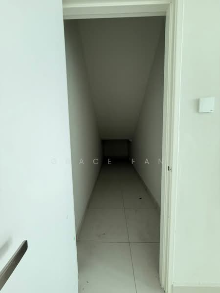 Rumah Kluster untuk Dijual di Taman Tasik Indah (Kluang) - Grace Fan - PropertyGuru.com.my