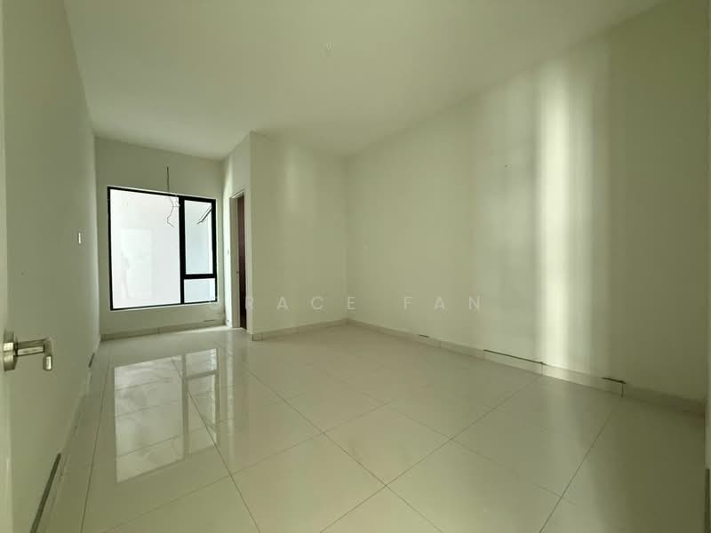 Rumah Kluster untuk Dijual di Taman Tasik Indah (Kluang) - Grace Fan - PropertyGuru.com.my
