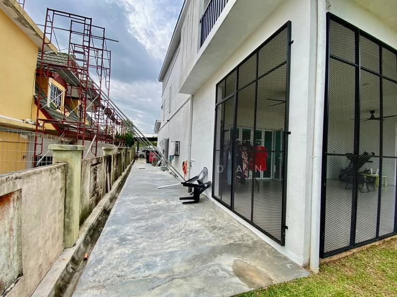 Rumah Banglo untuk Dijual di Sungai Merab (Dengkil) - Ashraff Daniel - Exterior - PropertyGuru.com.my