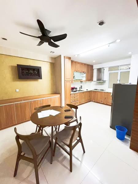 Kondominium untuk Disewa di Putra Place Condominium - Andrew Chow - Kitchen - PropertyGuru.com.my