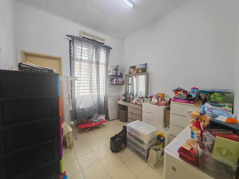 Rumah Teres 2 Tingkat untuk Dijual di Taman Sierra Perdana (Masai) - Jaslyn Tan - Bedroom - PropertyGuru.com.my