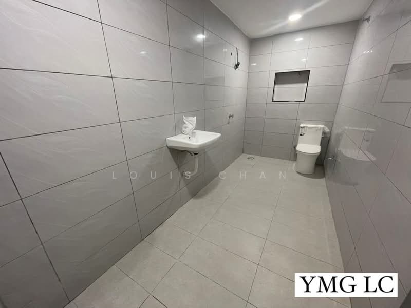 2-storey Terraced House for Sale in Taman Gembira (Klang) - Louis Chan - Bathroom - PropertyGuru.com.my