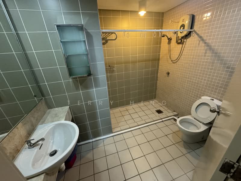 Service Residence for Rent at Amcorp Serviced Suites - Terry Hing - PropertyGuru.com.my