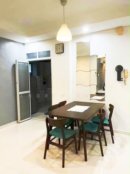 Pangsapuri untuk Disewa di Villa Batu Bukit - Andrew Chow - Dining Room - PropertyGuru.com.my