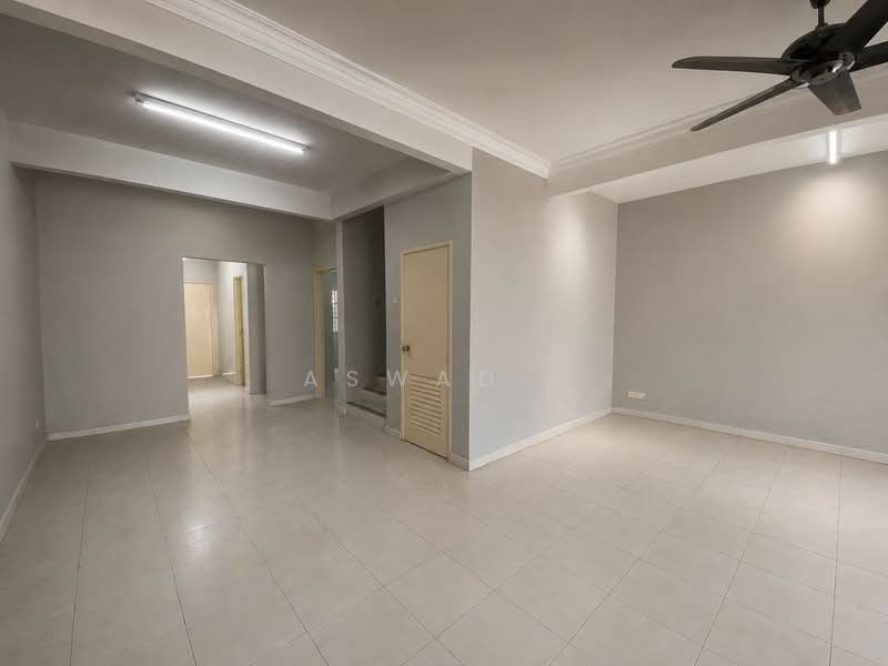 Rumah Teres 2 Tingkat untuk Dijual di Taman Sungai Dua Utama (Butterworth) - Aswad . - Living Room - PropertyGuru.com.my