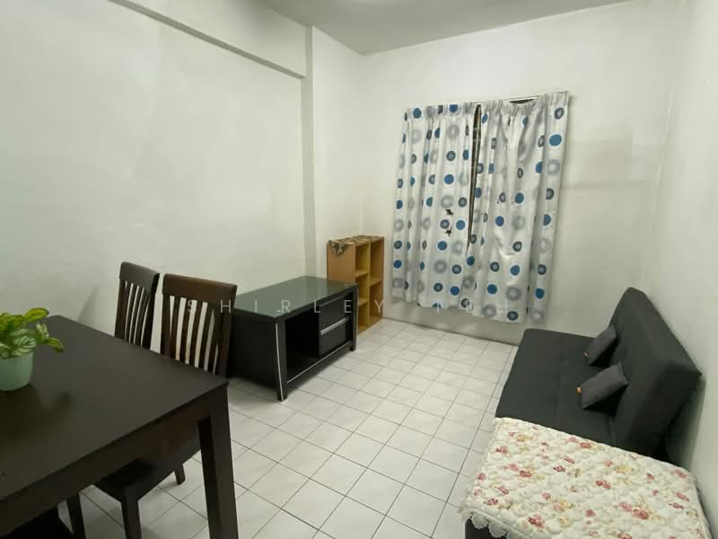 Flat for Rent at Taman Gambier - Shirley Teh - Living Room - PropertyGuru.com.my
