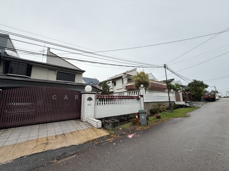 Semi-Detached House for Sale in Taman Pelangi (Johor Bahru) - Carrien Siow - Exterior - PropertyGuru.com.my