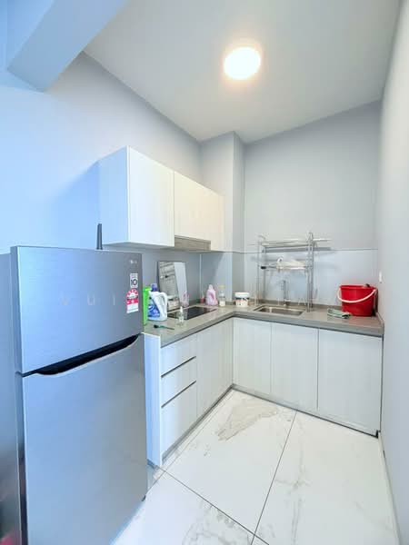 Servis Apartment untuk Disewa di Jesselton Quay CityPads - Vui Onn Liaw - Kitchen - PropertyGuru.com.my