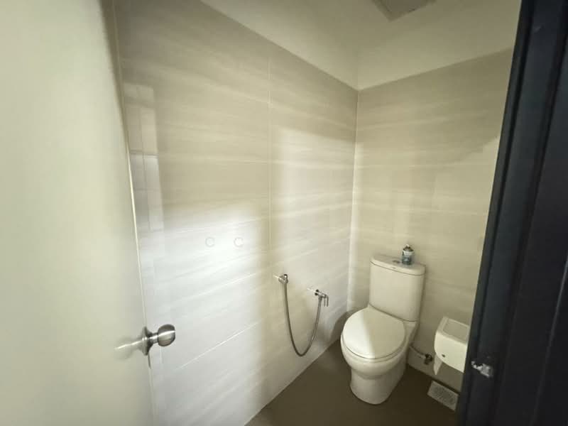 Kilang untuk Dijual di Taman Perindustrian Nusa Jaya 1 (Iskandar Puteri (Nusajaya)) - CC Tan - Bathroom - PropertyGuru.com.my