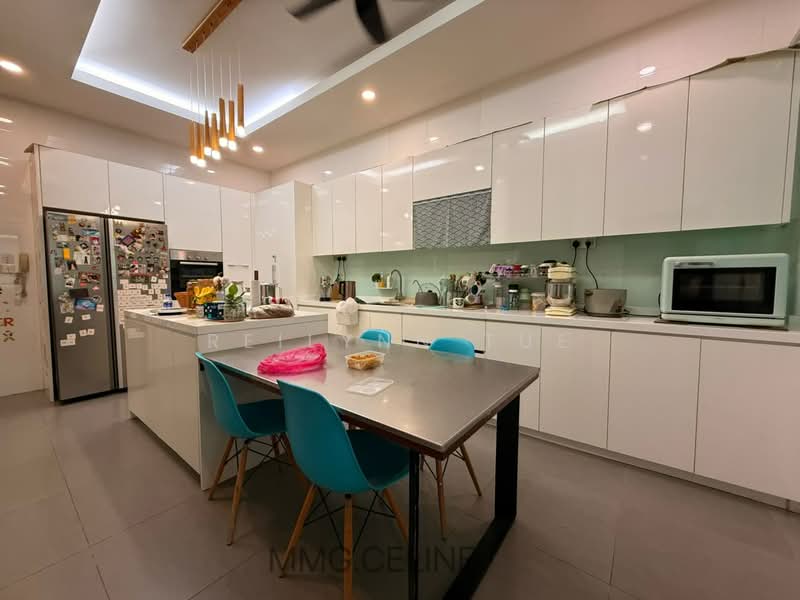 Rumah Berkembar untuk Dijual di Setia Eco Park (Setia Alam) - Reilynn Tue - Kitchen - PropertyGuru.com.my
