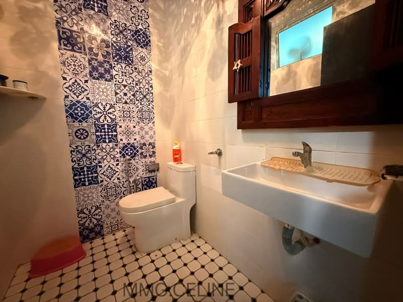 Rumah Berkembar untuk Dijual di Setia Eco Park (Setia Alam) - Reilynn Tue - Bathroom - PropertyGuru.com.my