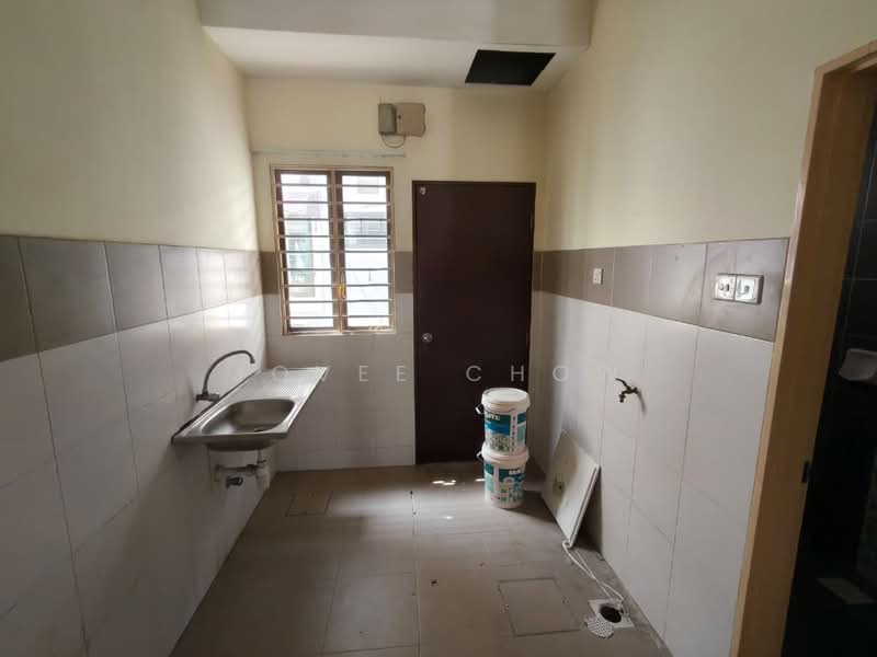 Rumah Teres 2 Tingkat untuk Dijual di Setia Indah 12 (Setia Alam) - Jovee Chow - Kitchen - PropertyGuru.com.my