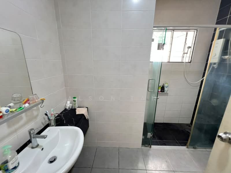 Semi-Detached House for Sale in Setia Alam (Selangor) - Alson Tan - Bathroom - PropertyGuru.com.my