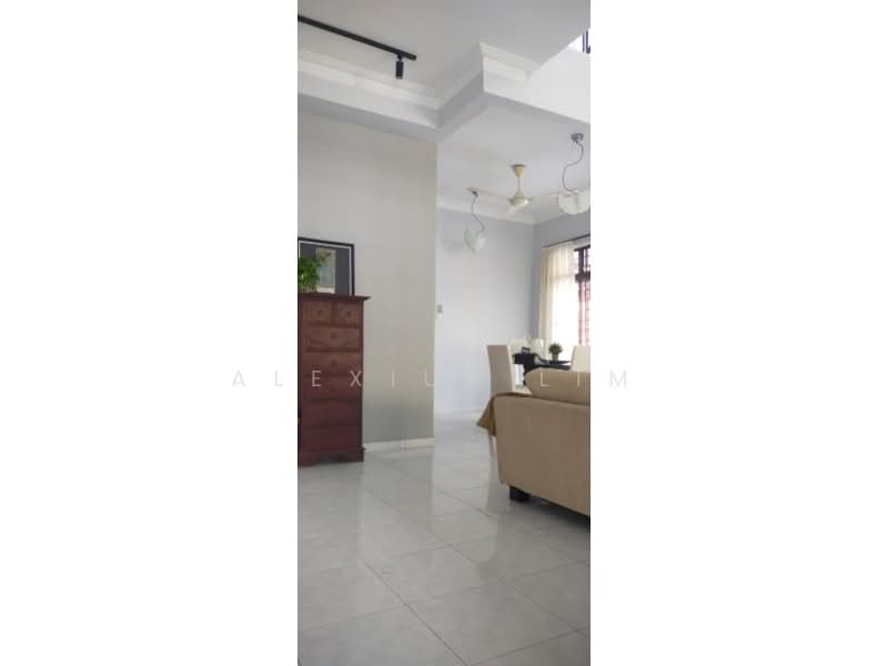 2-storey Terraced House for Rent in Taman Sutera (Johor Bahru) - Alexius Lim - Living Room - PropertyGuru.com.my