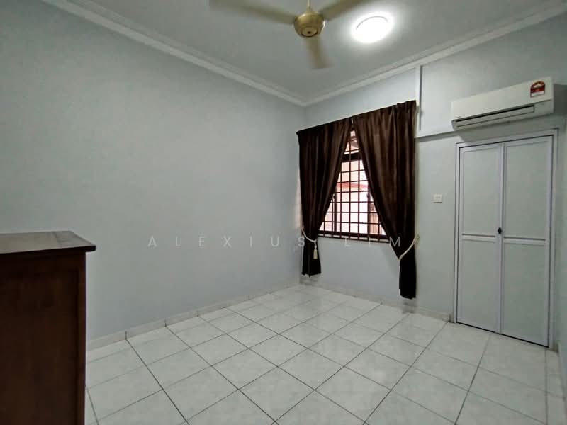 Rumah Teres 2-Tingkat untuk Disewa di Taman Sutera (Johor Bahru) - Alexius Lim - Interior - PropertyGuru.com.my
