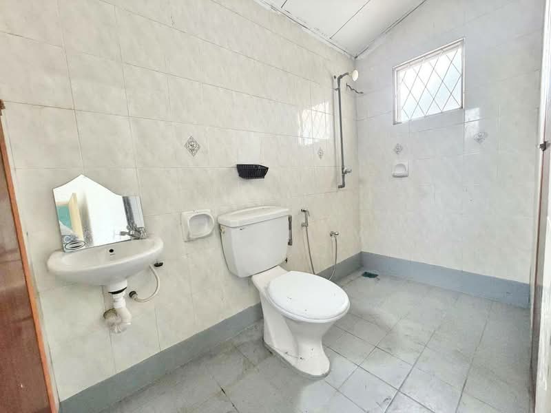 2-storey Terraced House for Sale in Bukit Rimau (Shah Alam) - Hazlin Miswan - Bathroom - PropertyGuru.com.my
