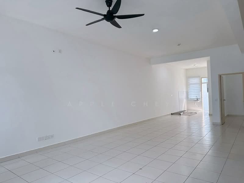 Terraced House for Sale in Pasir Gudang (Johor) - Apple Chey - Living Room - PropertyGuru.com.my