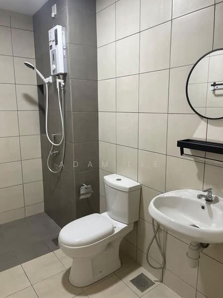 Service Residence for Sale at MIRA at Shorea Park - Adam Lee - Bathroom - PropertyGuru.com.my