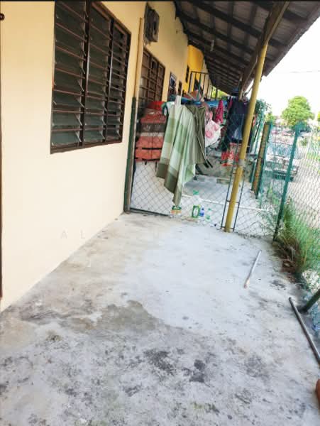 Rumah Teres 2 Tingkat untuk Dijual di Taman Scientex Pasir Gudang (Pasir Gudang) - Alexius Lim - Exterior - PropertyGuru.com.my