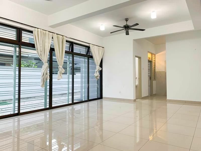 Cluster House for Sale in Johor Bahru (Johor) - Stefan Yu - Living Room - PropertyGuru.com.my