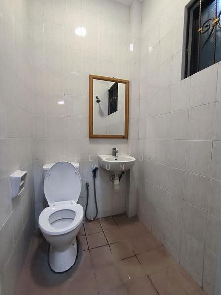 Condominium for Sale at Grace Garden - Chee Vui Vun - Bathroom - PropertyGuru.com.my