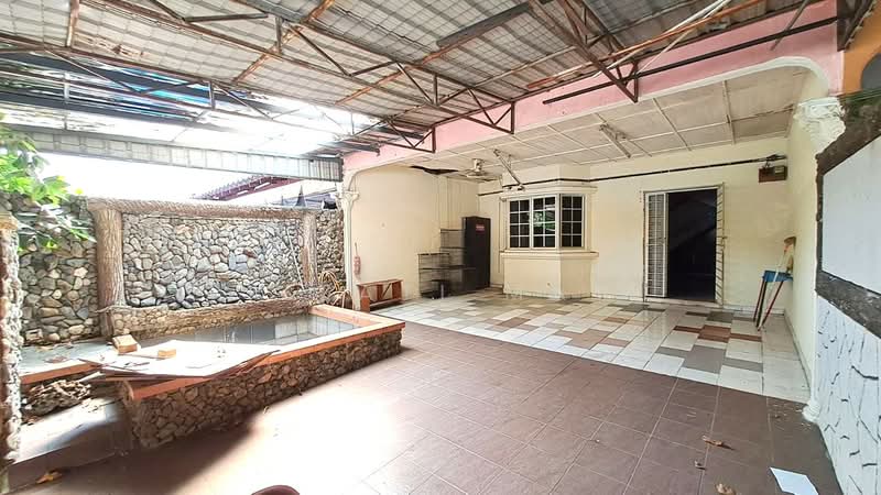 Rumah Teres 2 Tingkat untuk Dijual di Taman Sri Tanjung (Semenyih) - Izzati Mat - Exterior - PropertyGuru.com.my