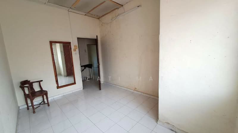 Rumah Teres 2 Tingkat untuk Dijual di Taman Sri Tanjung (Semenyih) - Izzati Mat - Interior - PropertyGuru.com.my