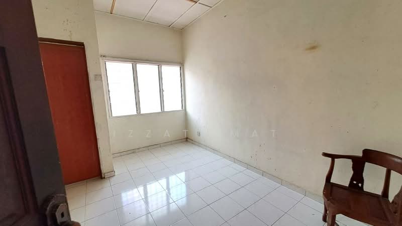 Rumah Teres 2 Tingkat untuk Dijual di Taman Sri Tanjung (Semenyih) - Izzati Mat - Interior - PropertyGuru.com.my