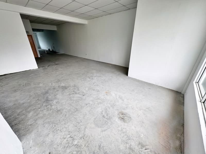 Shop / Office for Rent in Hulu Langat (Selangor) - Herman Sazwan Nor Rahim - Interior - PropertyGuru.com.my