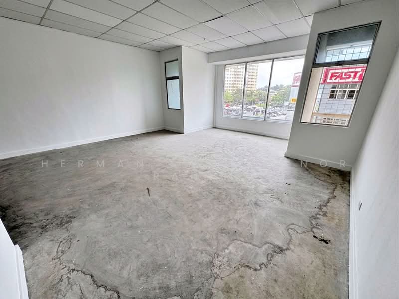 Shop / Office for Rent in Hulu Langat (Selangor) - Herman Sazwan Nor Rahim - Interior - PropertyGuru.com.my