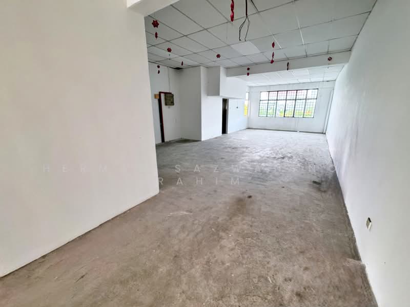 Shop / Office for Rent in Hulu Langat (Selangor) - Herman Sazwan Nor Rahim - Interior - PropertyGuru.com.my