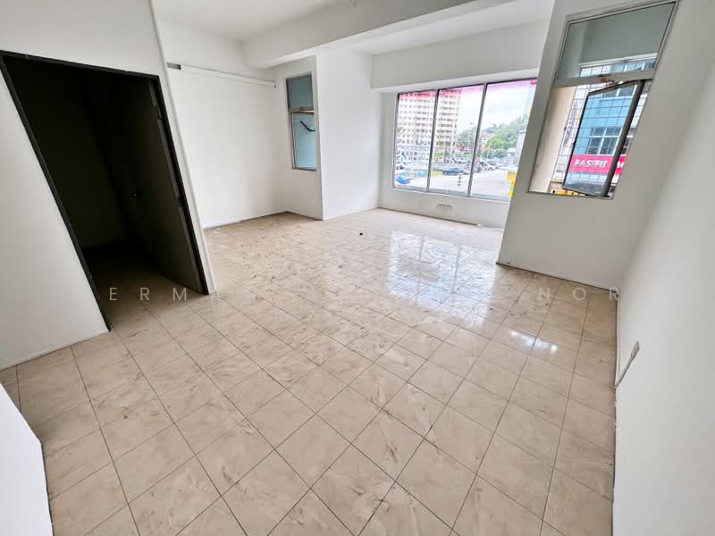 Shop / Office for Rent in Hulu Langat (Selangor) - Herman Sazwan Nor Rahim - Interior - PropertyGuru.com.my