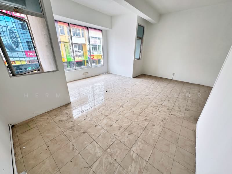 Shop / Office for Rent in Hulu Langat (Selangor) - Herman Sazwan Nor Rahim - Interior - PropertyGuru.com.my