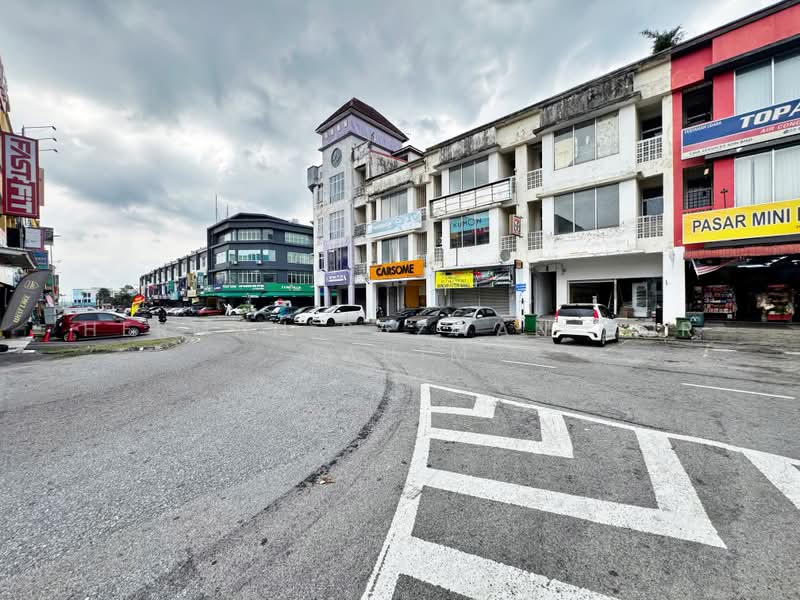 Shop / Office for Rent in Hulu Langat (Selangor) - Herman Sazwan Nor Rahim - Exterior - PropertyGuru.com.my