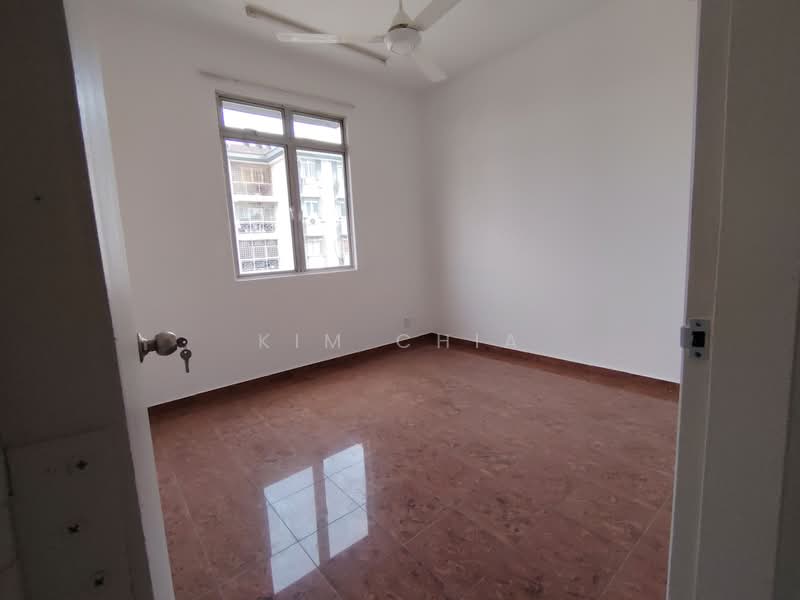 Pangsapuri untuk Disewa di Subang Perdana Goodyear Court 6 - Kim Chia - Interior - PropertyGuru.com.my