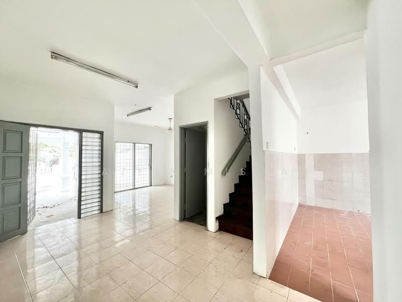 2-storey Terraced House for Sale in Taman Puncak Jalil (Seri Kembangan) - Hazlin Miswan - Interior - PropertyGuru.com.my