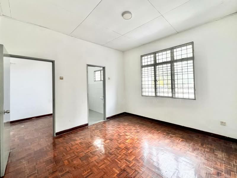2-storey Terraced House for Sale in Taman Puncak Jalil (Seri Kembangan) - Hazlin Miswan - Interior - PropertyGuru.com.my