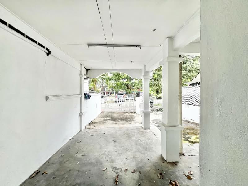 2-storey Terraced House for Sale in Taman Puncak Jalil (Seri Kembangan) - Hazlin Miswan - Exterior - PropertyGuru.com.my