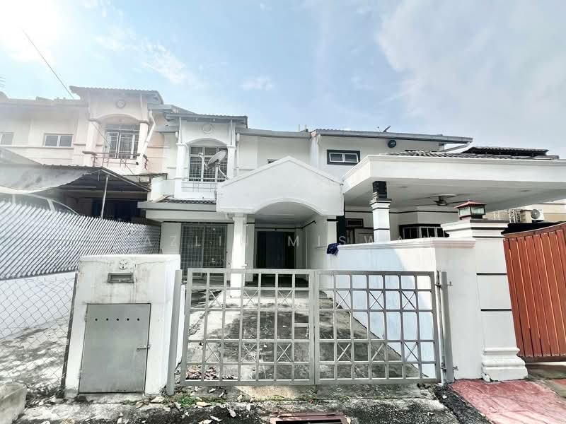 2-storey Terraced House for Sale in Taman Puncak Jalil (Seri Kembangan) - Hazlin Miswan - Exterior - PropertyGuru.com.my