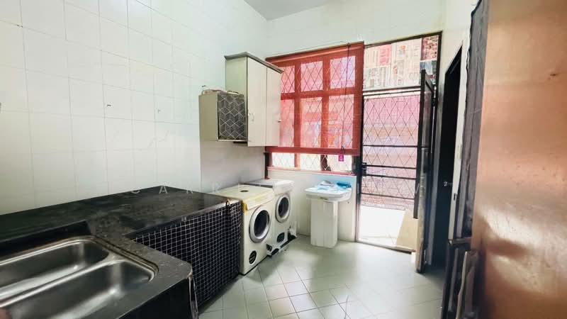 Rumah Berkembar untuk Dijual di Perling (Skudai) - Carrien Siow - Kitchen - PropertyGuru.com.my